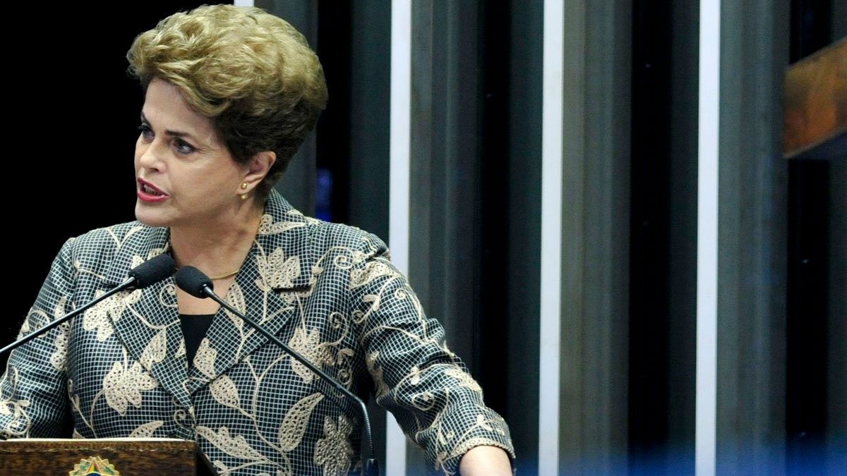 Democracia em frangalhos e avanço da miséria são algumas das heranças do golpe do impeachment contra a ex-presidenta Dilma Rousseff