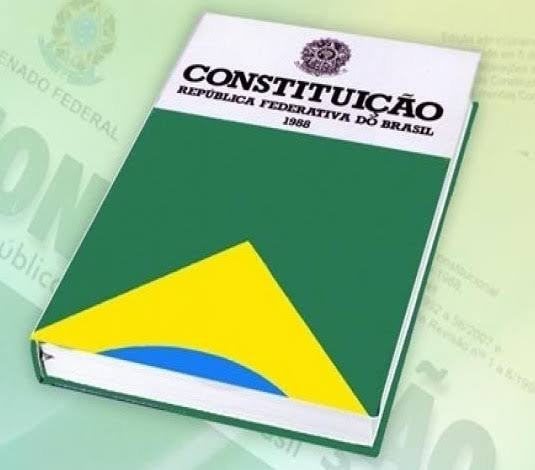 Carta em Defesa da Democracia une tucanos, petistas, juristas e